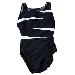 Longitude woman's One Piece black and white stripe‎ Bathing suit size 10